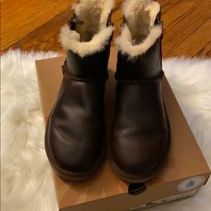 Authentic leather mini Uggs